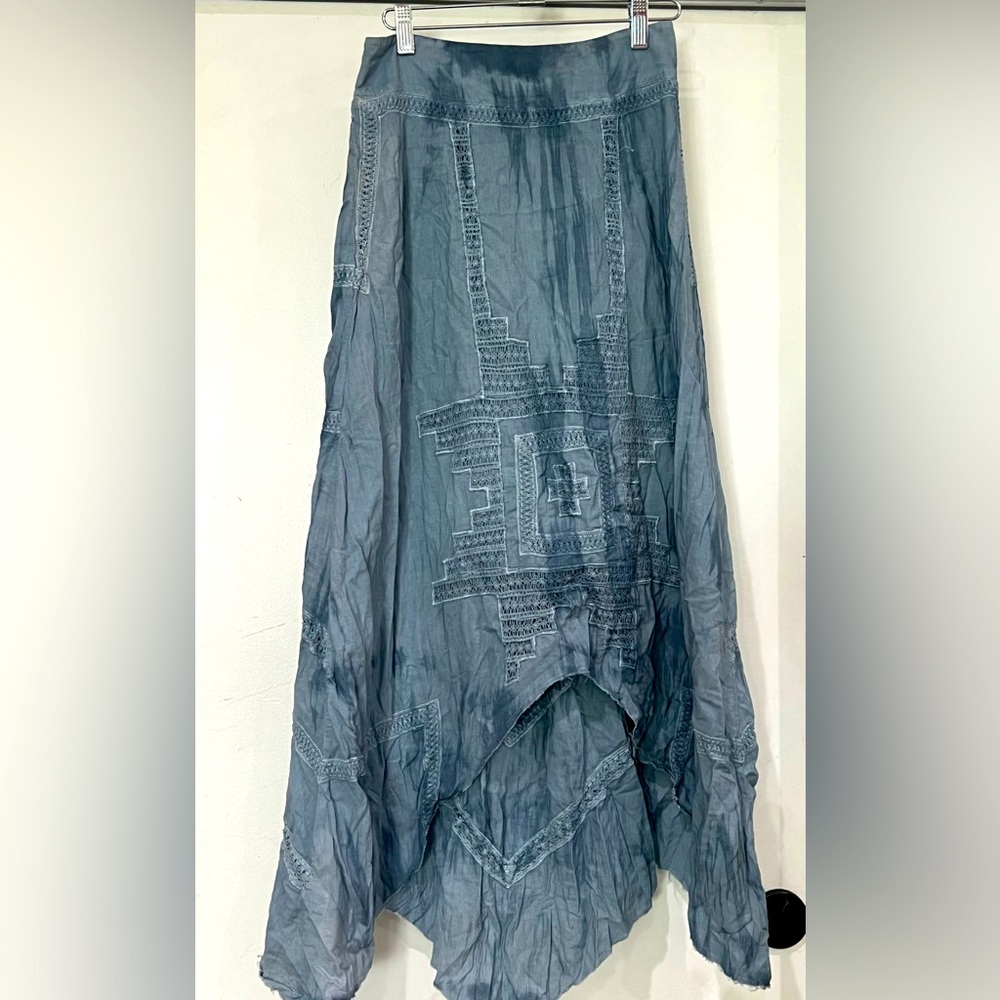 FREE PEOPLE BRAND SKIRT WOMENS SIZE 2 LONG